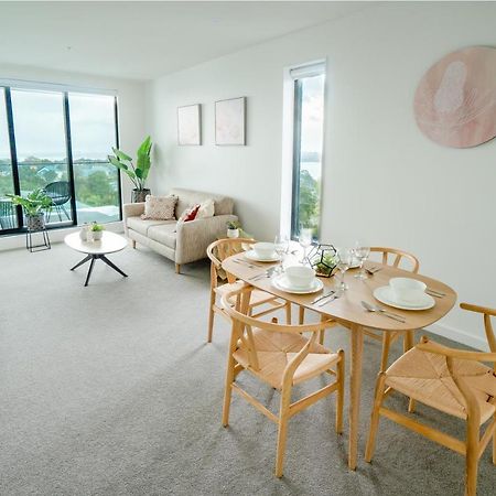 Chelseabay Modern Apartments Auckland Exterior photo