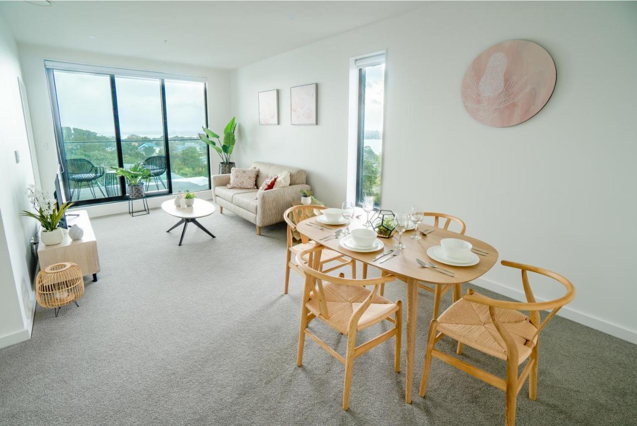Chelseabay Modern Apartments Auckland Exterior photo
