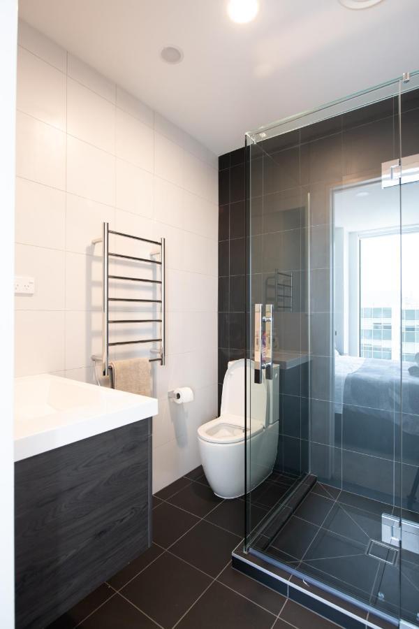 Chelseabay Modern Apartments Auckland Exterior photo
