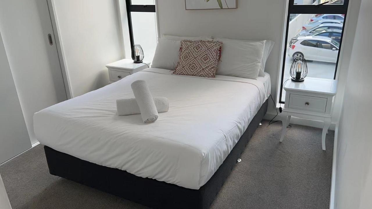 Chelseabay Modern Apartments Auckland Exterior photo